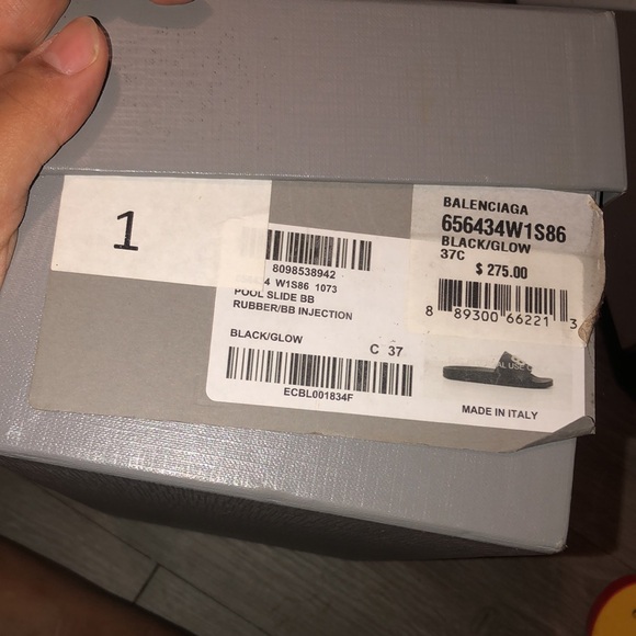 Balenciaga glow in the dark sandals - Picture 4 of 4